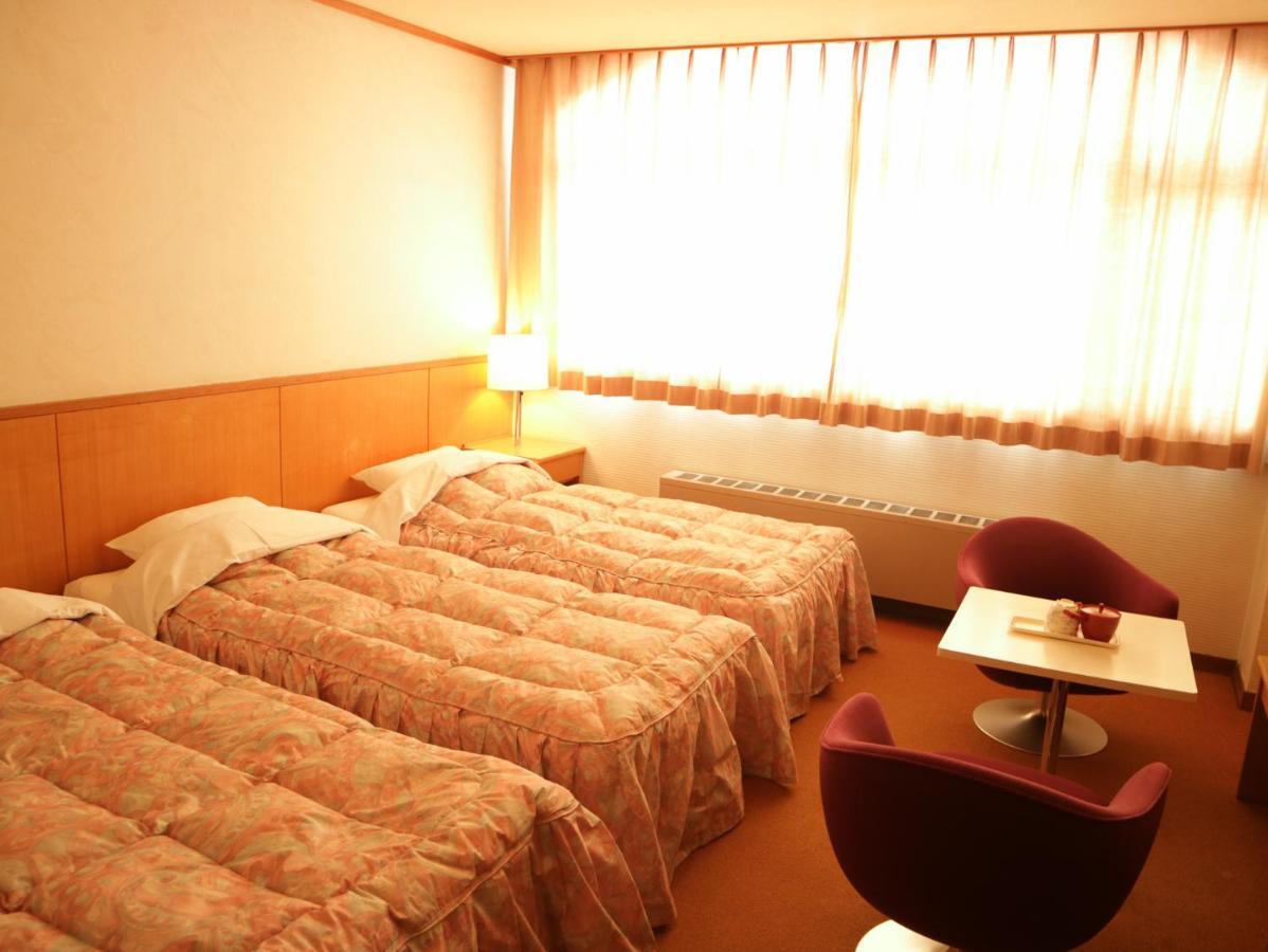 Hotel Sankt Moritz Shiga Shimotakai Экстерьер фото